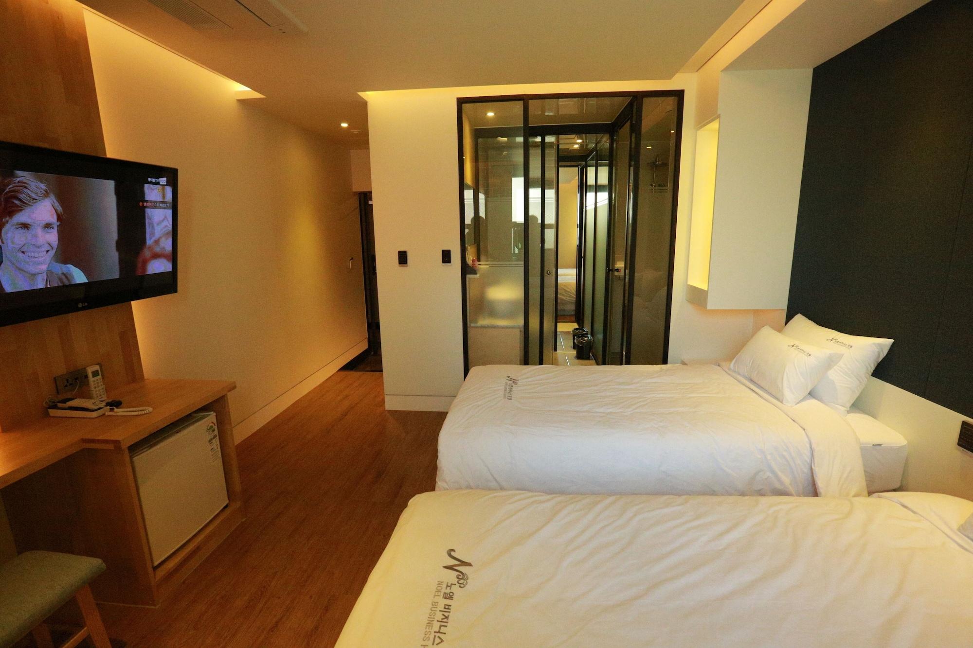 โนเอล บิสซิเนส โฮเต็ล Hotel ปูซาน ภายนอก รูปภาพ
